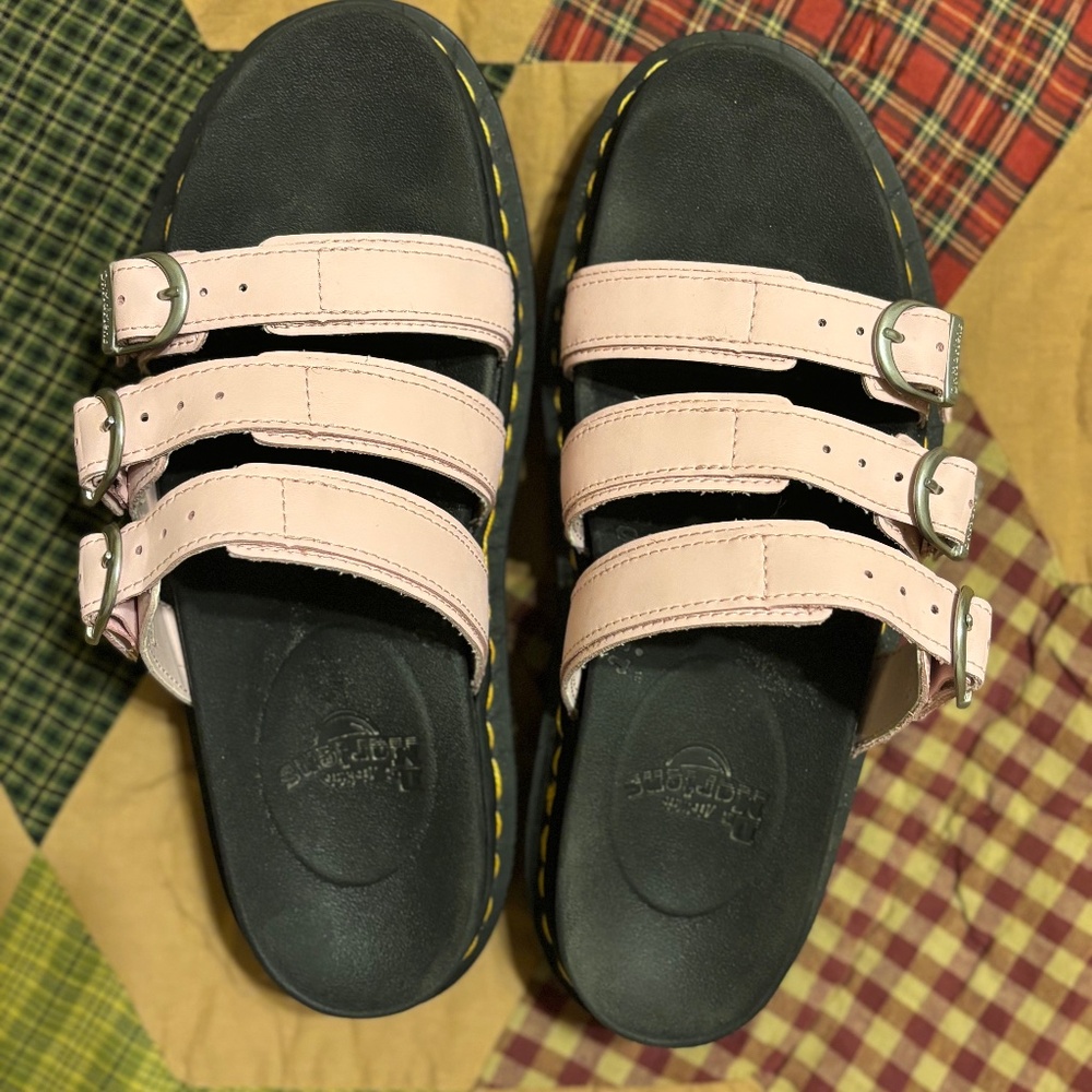 Dr. Martens pink sandal